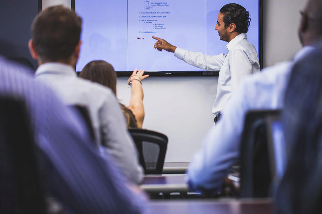 erp-consultant-guru-academy