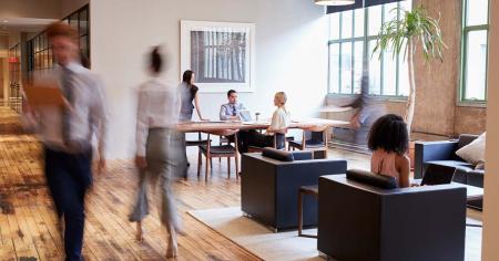 La stratégie du « modèle de données d'abord » : Éviter le désordre au milieu de l’implantation de l'IA